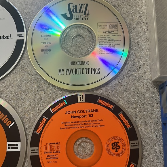 Used Pioneer 6 disk cartridge Model PRW 1141. Comes with 6 John Coltrane CD’s. - Picture 6 of 6